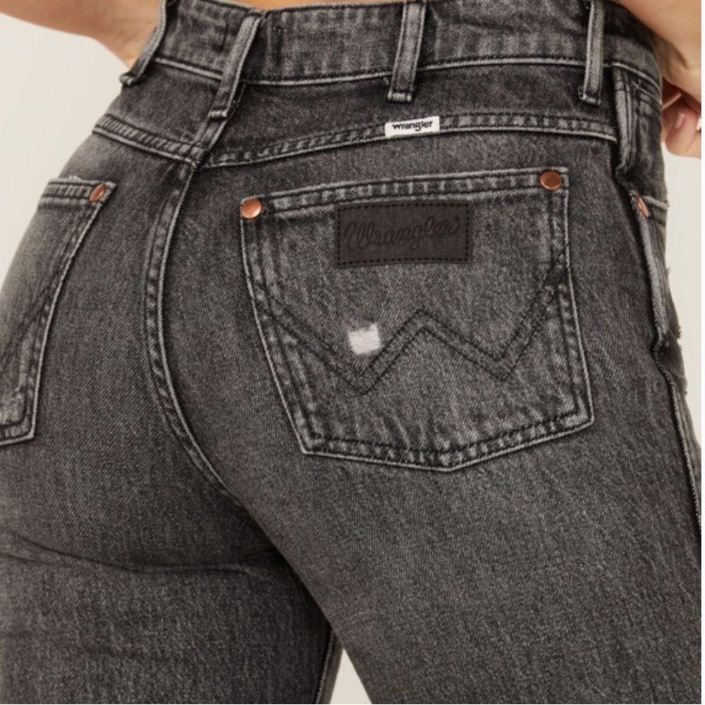 Wrangler | Women’s Black Wash Wild West 603 Distressed Straight Leg Jeans Sz 26 - Picture 4 of 16